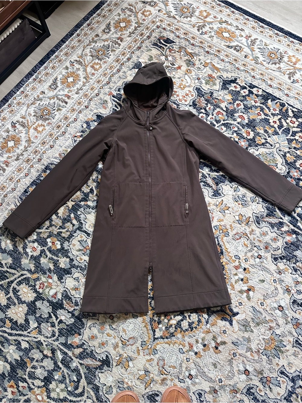 Lululemon Chocolate Brown Apres Yoga Jacket Softshell Hooded Raincoat